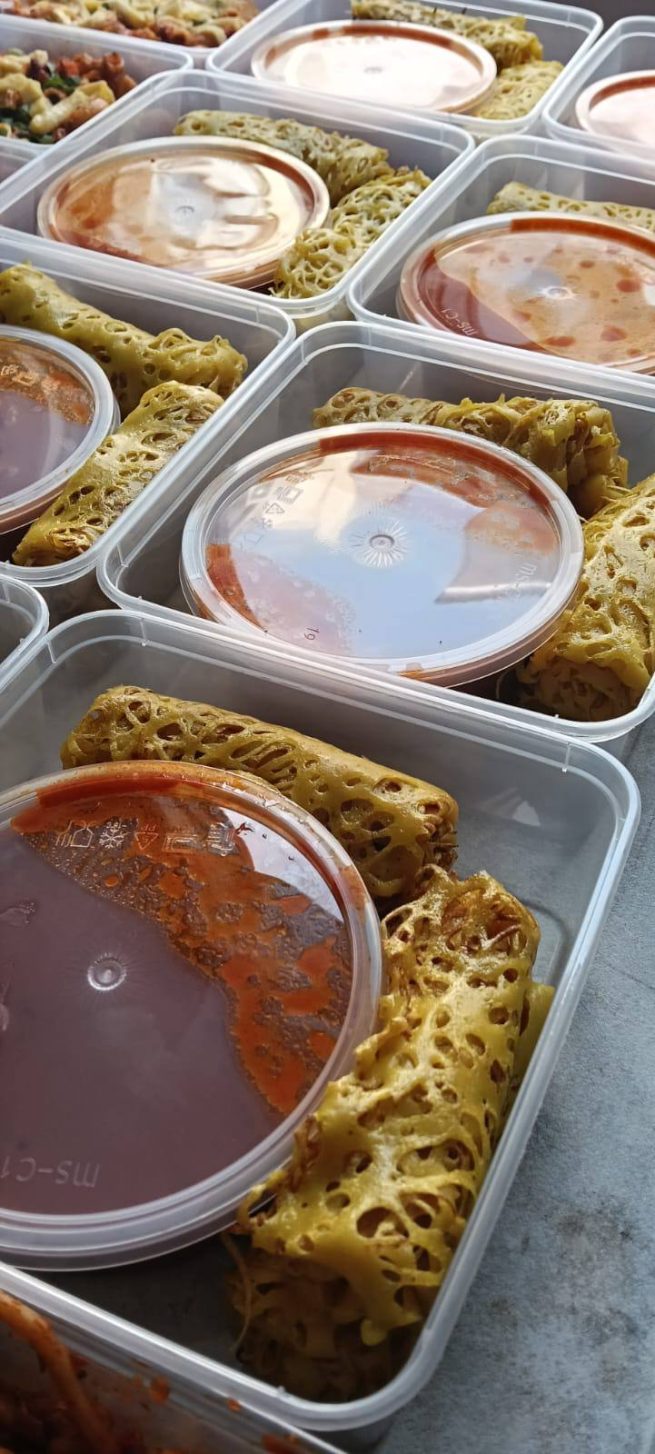 Roti Kirai with Curry Chicken/Beef - Image 6