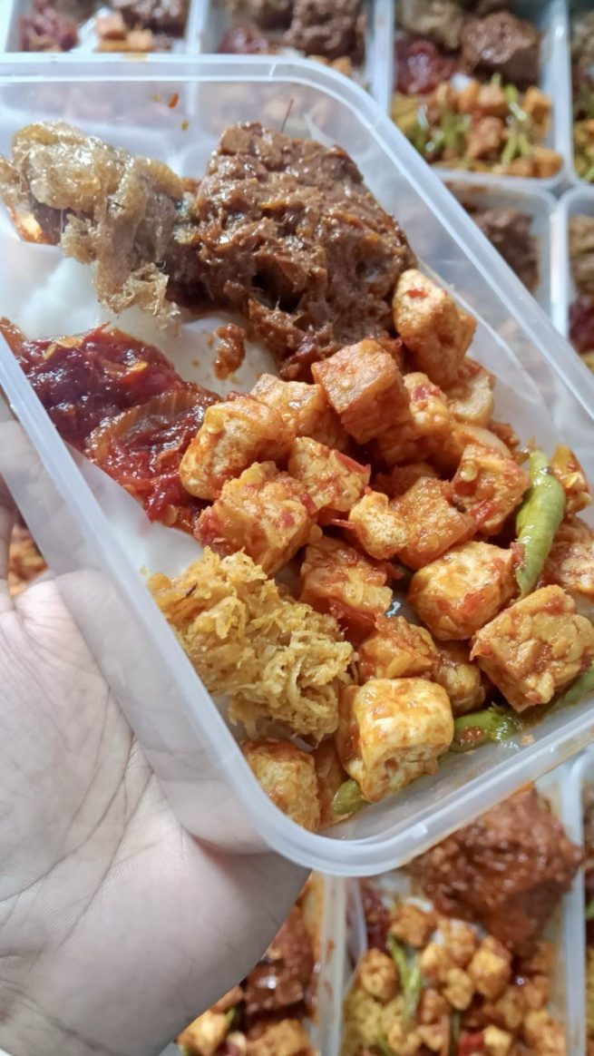 *NEW* Lontong Kering Beef Rendang - Image 3