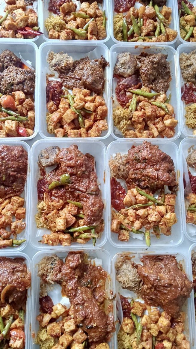 *NEW* Lontong Kering Ayam Masak Merah - Image 3