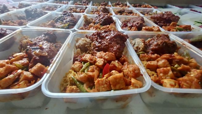 *NEW* Lontong Kering Ayam Masak Merah - Image 2