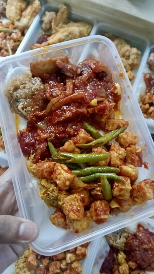 Nasi Sambal Goreng Sambal Sotong
