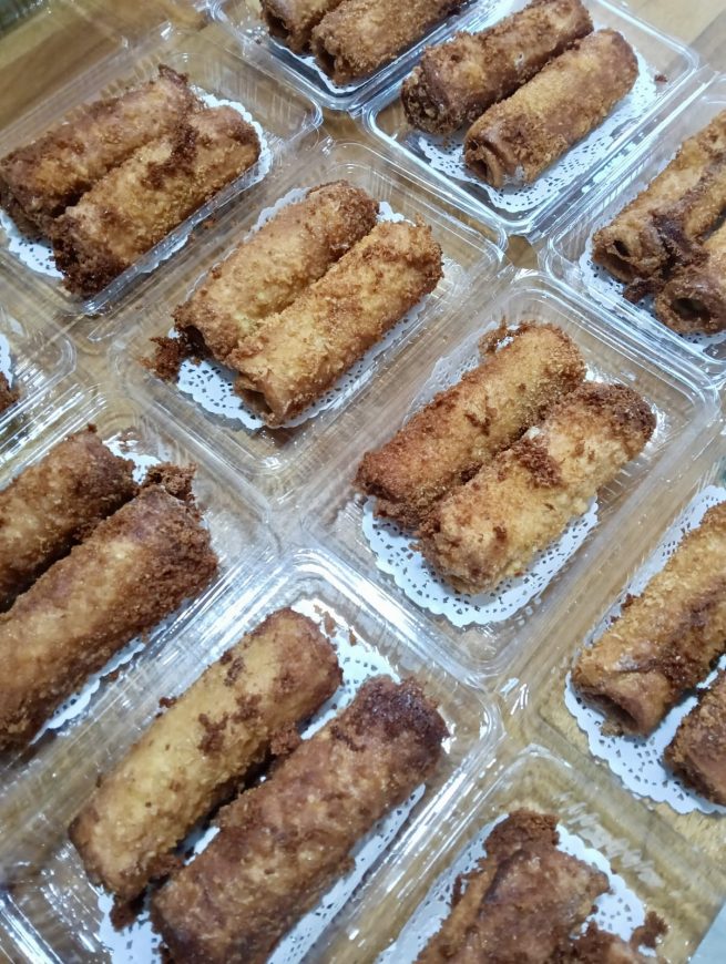 *NEW* Cheesy Hotdog Rolls