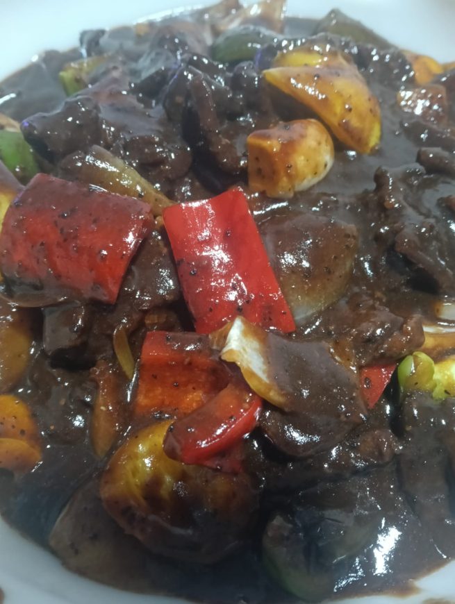 *NEW* Nasi Black Pepper Beef with Mata Lembu - Image 3